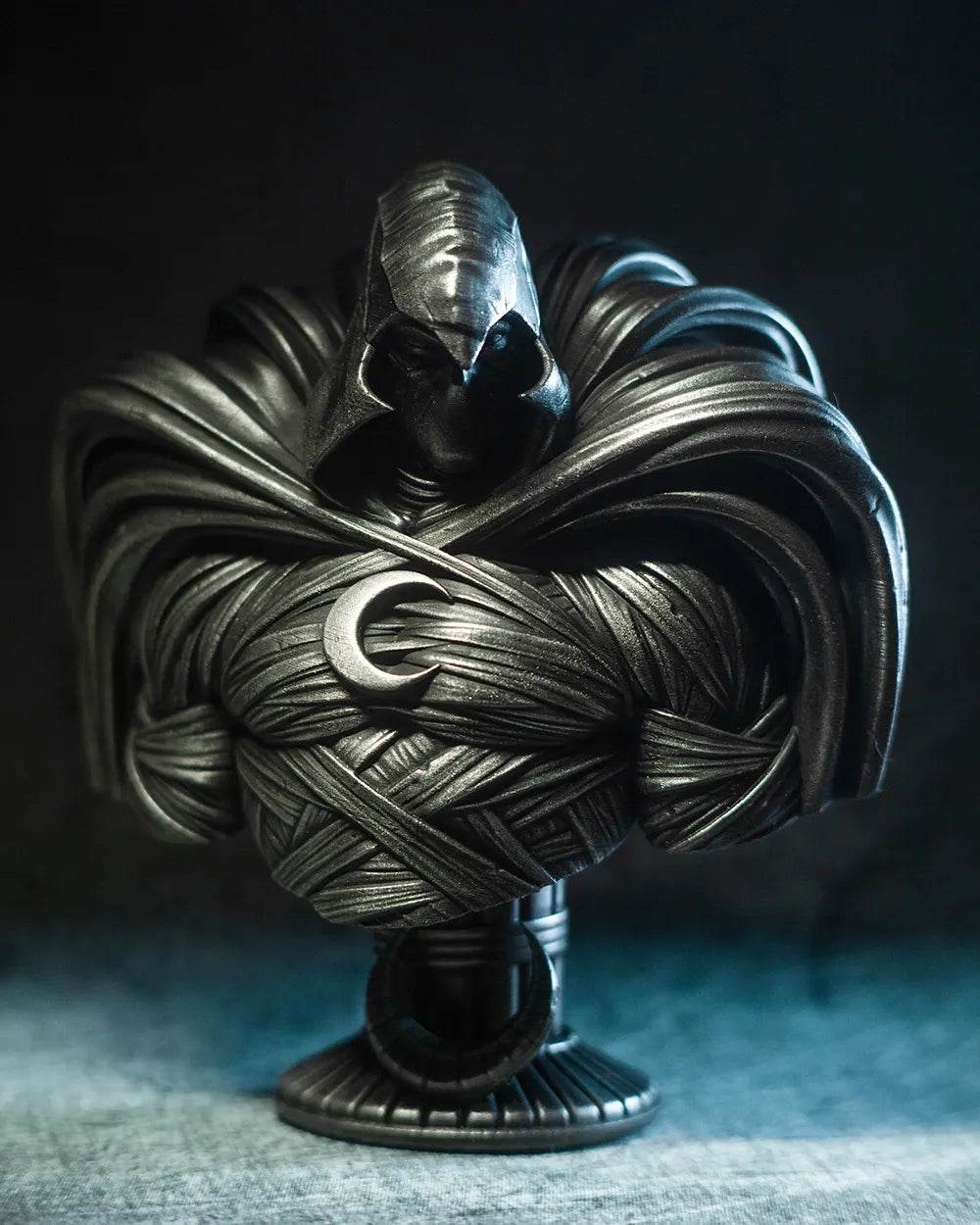 Eastman Bust Collection 1:1 Scale - Rising Sun FPV