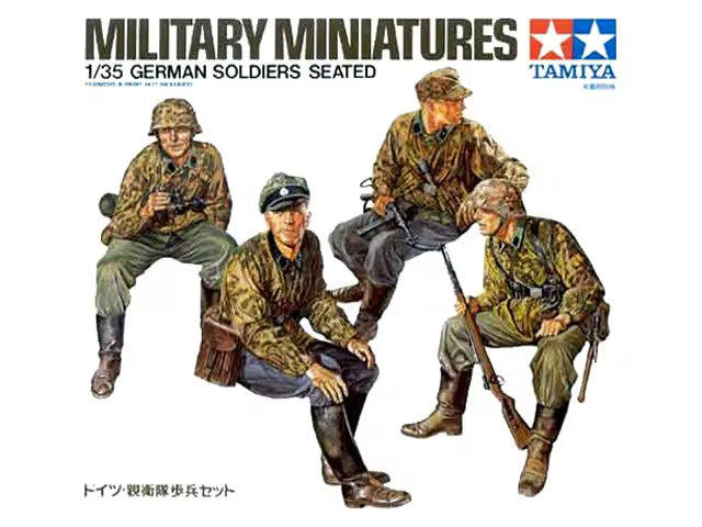 German Soldiers Seated 1:35