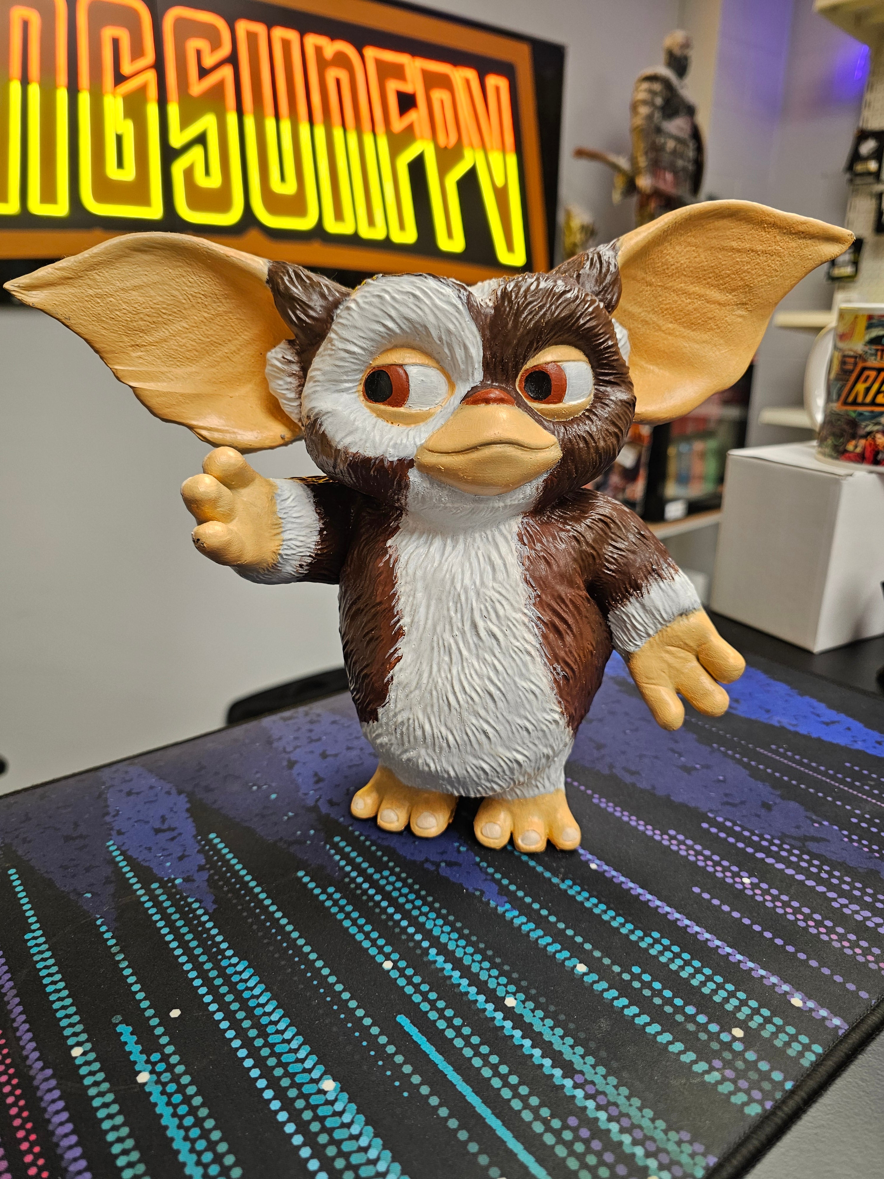 The Gremlins Movie: Gizmo Statue - Rising Sun FPV