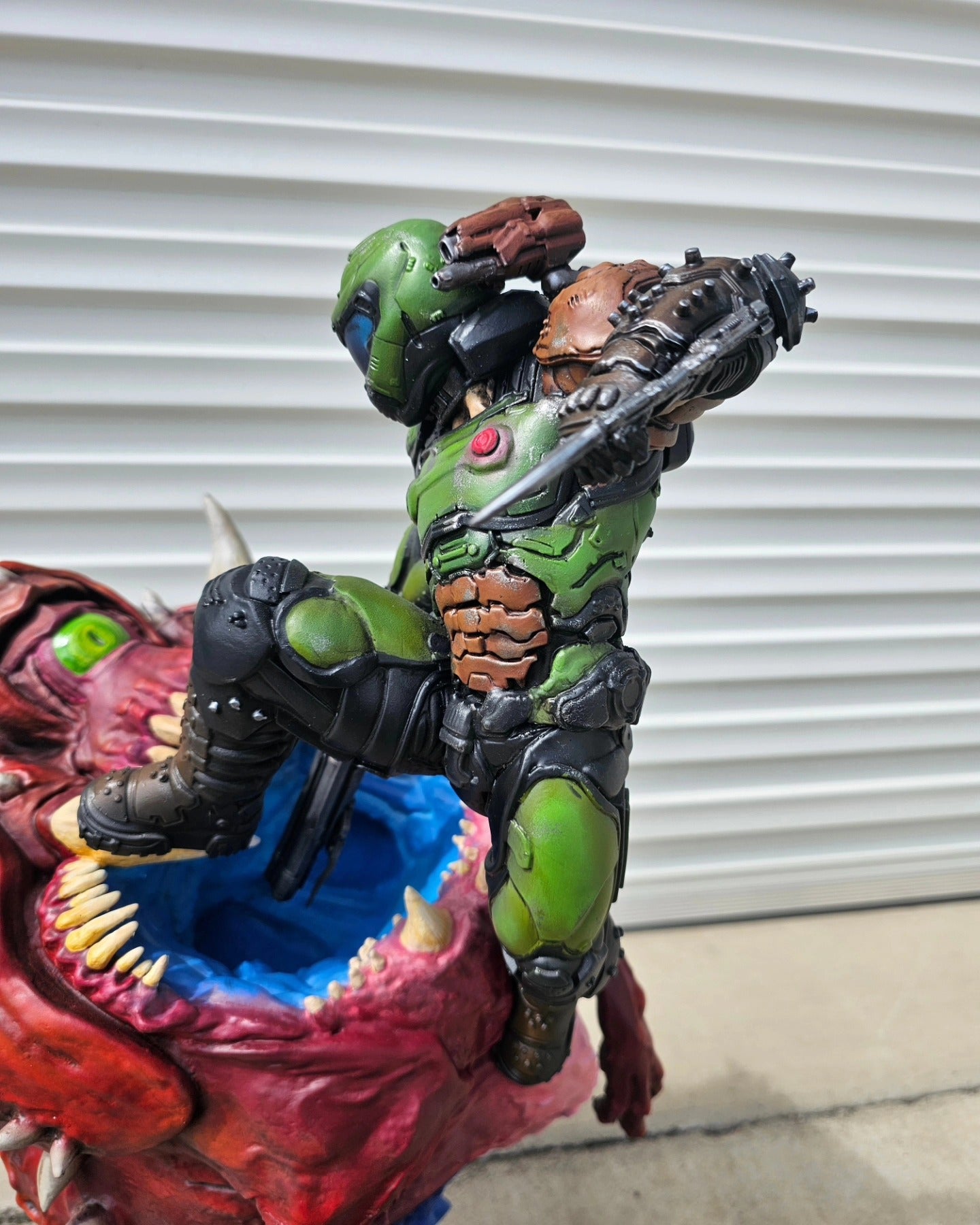 Doom Slayer vs Cacodemon Centrepiece Prop