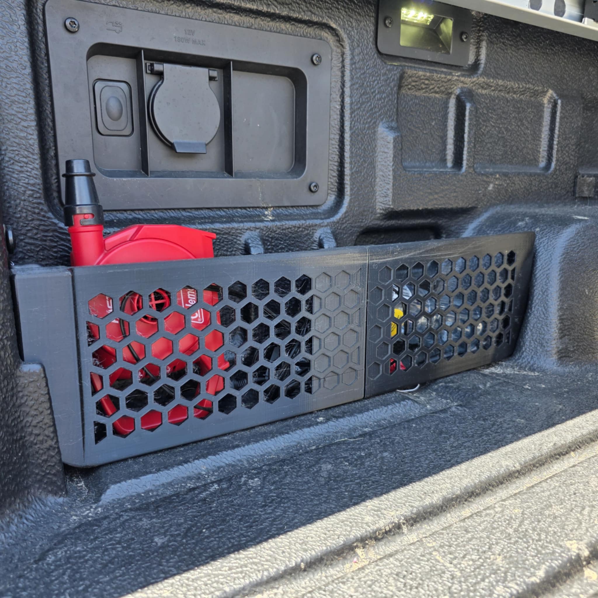 2024+ Ford Ranger & Amarok Aventura - Plastic Tub Cover - Storage Solution/Pocket Slide